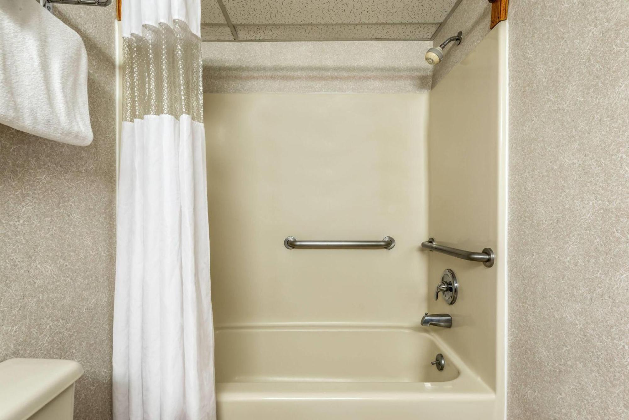 Days Inn By Wyndham Vineland Luaran gambar
