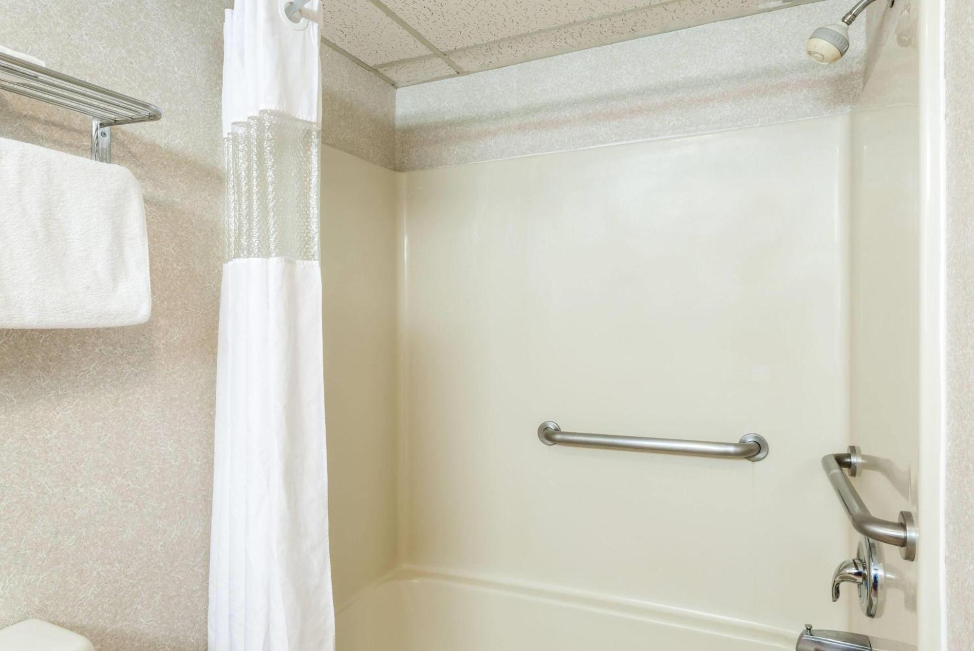 Days Inn By Wyndham Vineland Luaran gambar